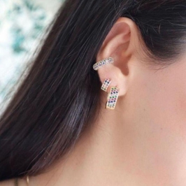 ARGOLA CRAVEJADA ZIRC COLOR TAM BANHADO A OURO