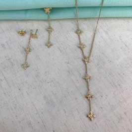 BRINCO SPRING BANHADO A OURO