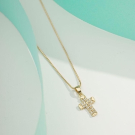 COLAR CRUZ EM ZIRCÔNIA BANHADO A OURO