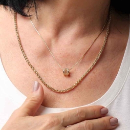 COLAR ELOS ENTRELAÇADOS BANHADO A OURO