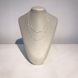 COLAR LONGO CHAPINHA CORAÇÃO 80CM BANHADO A PRATA