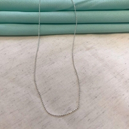 COLAR MINI ESFERAS SLIM BANHADO A PRATA