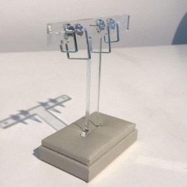 DUPLA DE ARGOLA QUADRADA BANHADO A PRATA