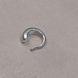 FAKE PIERCING BANHADO A PRATA