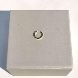 FAKE PIERCING REDONDO SLIM BANHADO A OURO