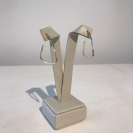 MEIA ARGOLA TRIÂNGULO SLIM BANHADO A OURO