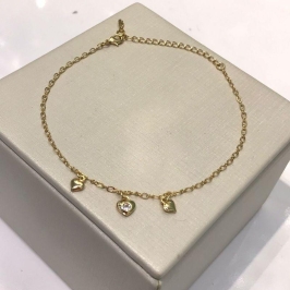 TORNOZELEIRA CORAÇÕES COM PONTO DE LUZ BANHADO A OURO