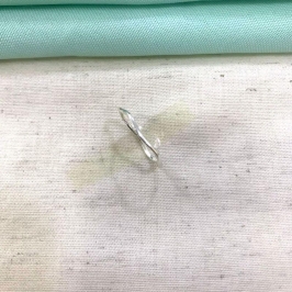 ANEL ONDULADO BANHADO A PRATA