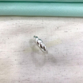 ANEL PUFFER BANHADO A PRATA