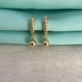 ARGOLINHA TORCIDA ESFERA BANHADO A OURO