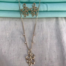 CONJUNTO GEOMÉTRICO DESIGN ORGÂNICO BANHADO A OURO