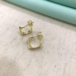 ARGOLA QUADRADA WIDE BANHADO A OURO