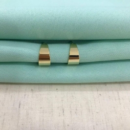 ARGOLINHA LARGA BANHADO A OURO