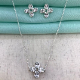 CONJUNTO TREVO ZIRCÔNIA GOLD BANHADO A PRATA