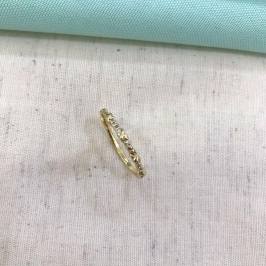 APARADOR FINO ZIRCÔNIA BANHADO A OURO