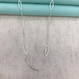 COLAR ELOS VAZADOS 60CM BANHADO A PRATA