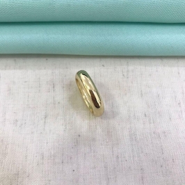 ANEL QUADRADO ORGÂNICO BANHADO A OURO