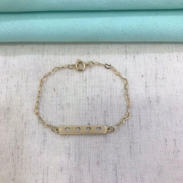 PULSEIRA CHAPINHA CORAÇÃO VAZADO INFANTIL BANHADO A OURO