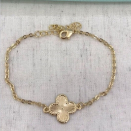 PULSEIRA TREVO EM ELO PORTUGUÊS BANHADO A OURO