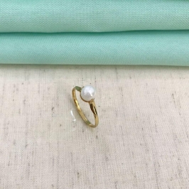 ANEL SOLITÁRIO PÉROLA BANHADO A OURO