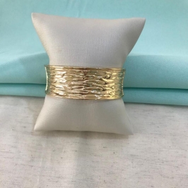 BRACELETE ORGÂNICO OVAL BANHADO A OURO