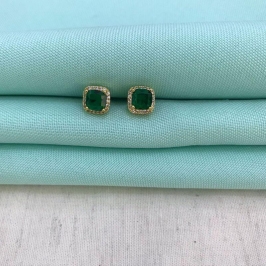 BRINCO AURORA ESMERALDA BANHADO A OURO