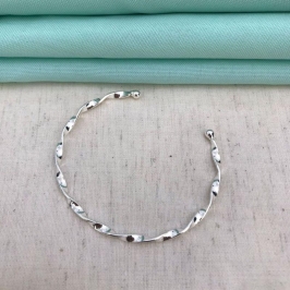 BRACELETE TORCIDO BANHADO A PRATA