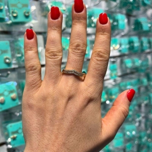 ANEL BRISA EM ZIRCÔNIA BANHADO A OURO