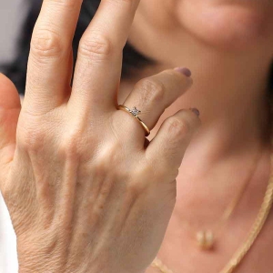 ANEL SOLITÁRIO GOLD BANHADO A OURO