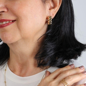 ARGOLA GOMOS MAX BANHADO A OURO