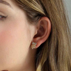 BRINCO CORUJA EM ZIRCÔNIA BANHADO A OURO