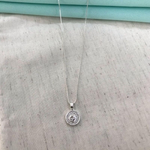 COLAR REDONDO CORAÇÃO EM ZIRCÔNIA BANHADO A PRATA