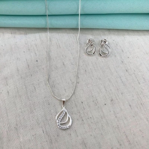 CONJUNTO DESTINY EM ZIRCÔNIA BANHADO A PRATA