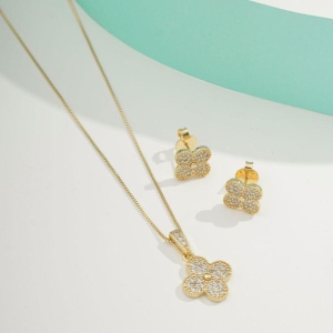 CONJUNTO TREVO ZIRCÔNIA JEWELRY BANHADO A OURO