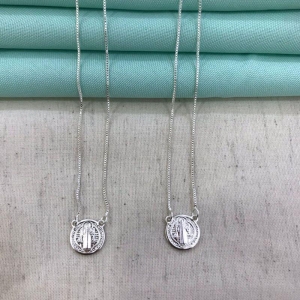 ESCAPULÁRIO SÃO BENTO BANHADO A PRATA