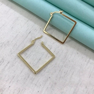 ARGOLA LOSANGO FECHO ITALIANO BANHADO A OURO