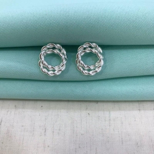 BRINCO FREMONT BANHADO A PRATA