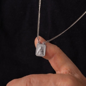 ESCAPULÁRIO AÇO INOXIDÁVEL PRATA