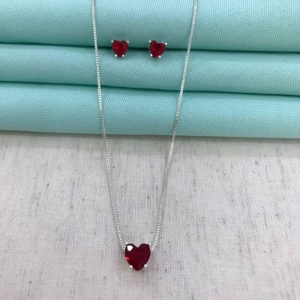CONJUNTO CORAÇÃO RUBI BANHADO A PRATA