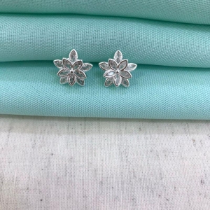 BRINCO FLOR DE LUZ ZIRCÔNIA BANHADO A PRATA