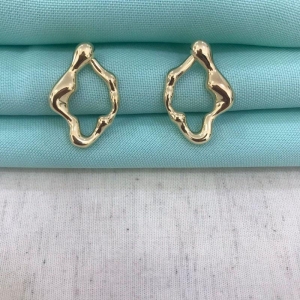 BRINCO ORGÂNICO BANHADO A OURO