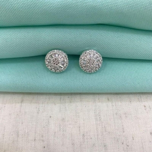 BRINCO PIZZA CRAVEJADO EM ZIRCÔNIA BANHADO A PRATA