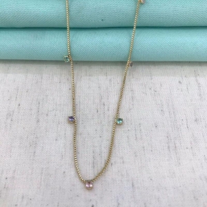 COLAR LONGO ZIRCÔNIAS COLORIDAS 60CM BANHADO A OURO