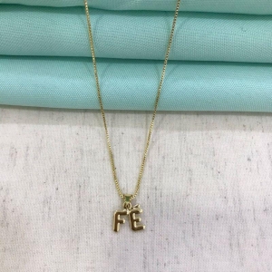 COLAR FÉ BANHADO A OURO