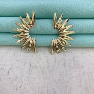 BRINCO AURA BANHADO A OURO