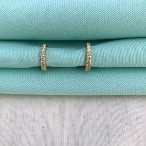 ARGOLINHA QUADRADA ZIRC BANHADO A OURO