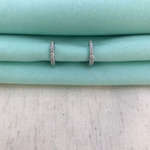 ARGOLINHA QUADRADA ZIRC BANHADO A PRATA