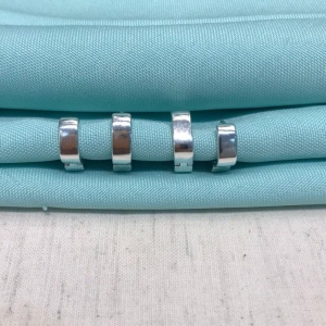 DUPLA ARGOLA QUADRADA BANHADO A PRATA