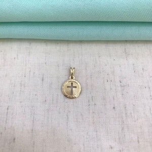 PINGENTE CRUZ BANHADO A OURO