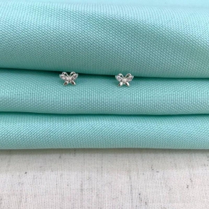 BRINCO BORBOLETA ZIRCÔNIA BANHADO A PRATA